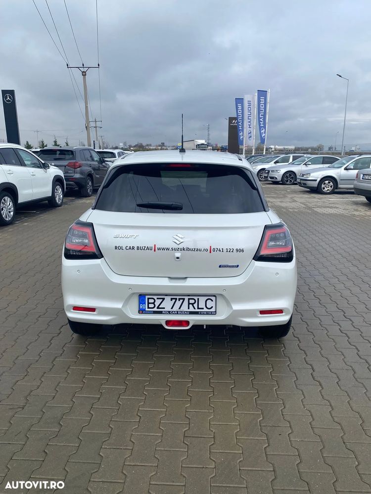 Suzuki Swift 1.2 Dualjet 12V MHEV Passion - 4