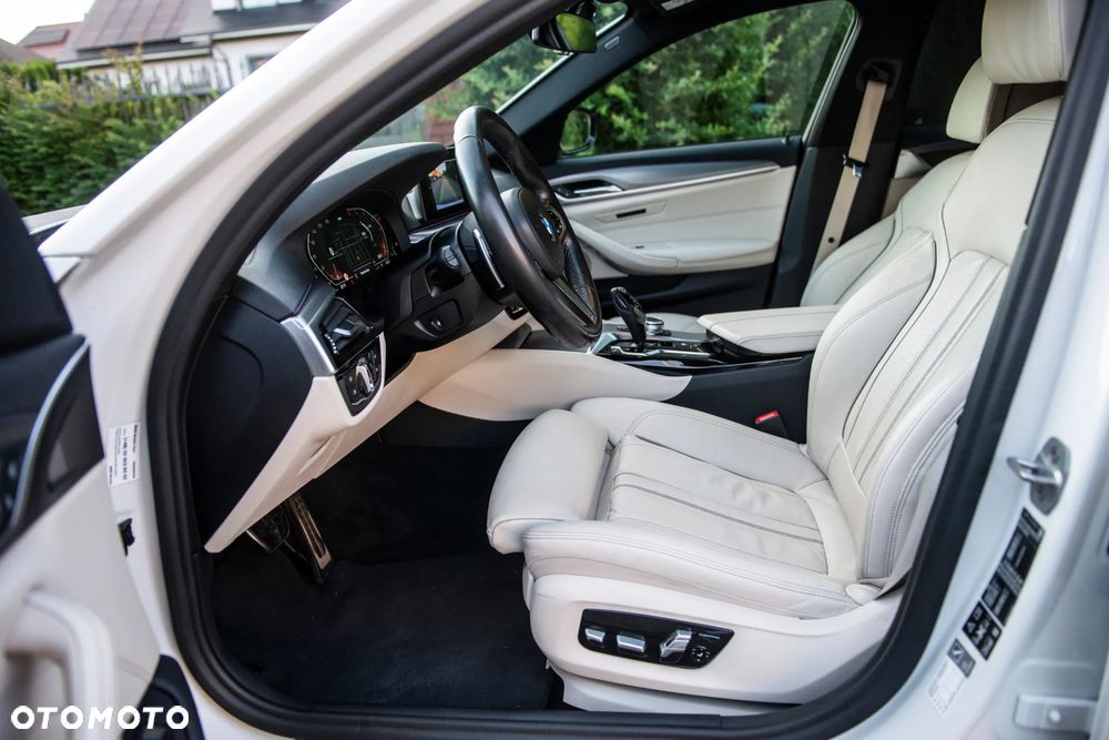 BMW Seria 5 520d xDrive Sport - 18