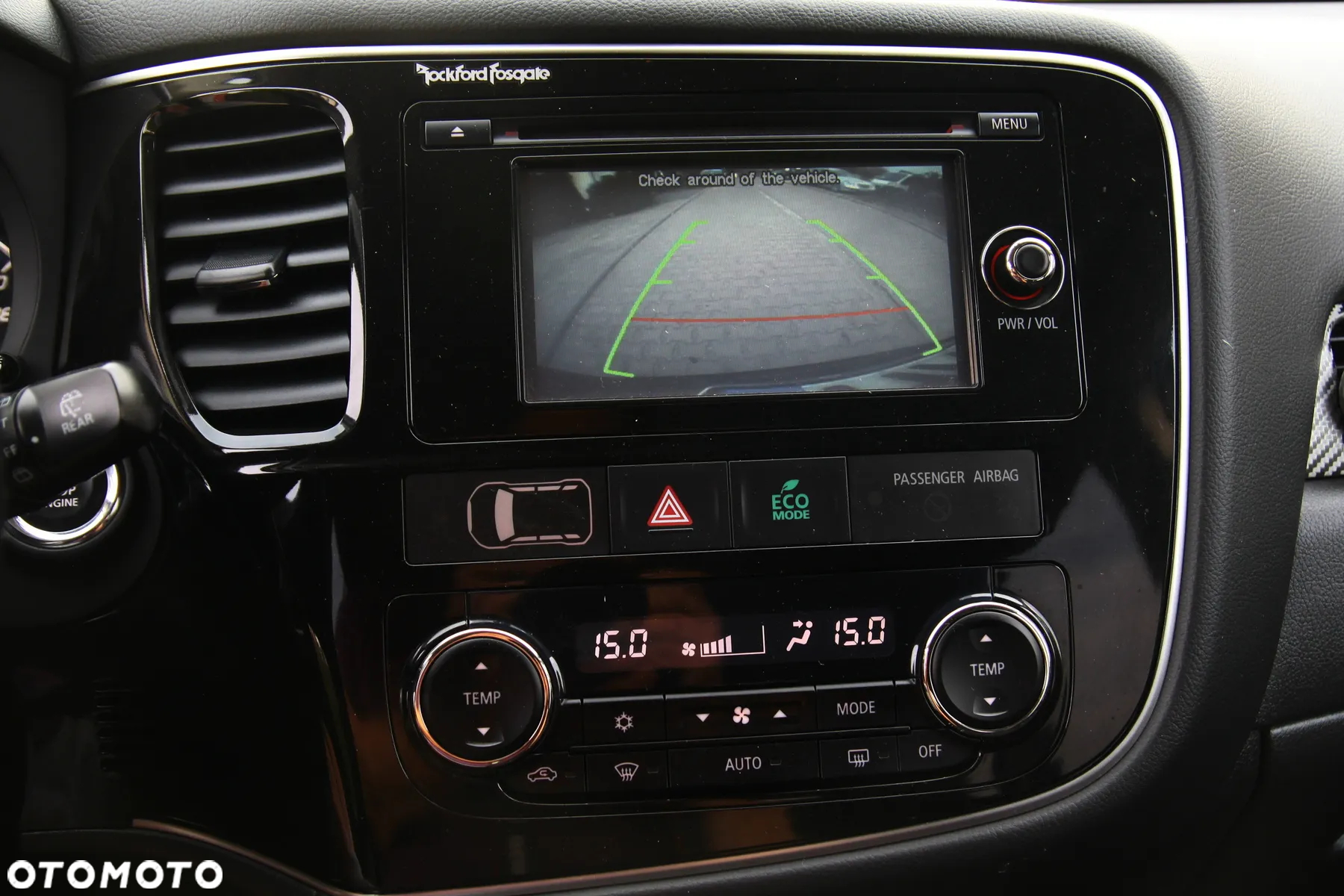 Mitsubishi Outlander 2.2 DI-D 4WD Automatik Intense - 22