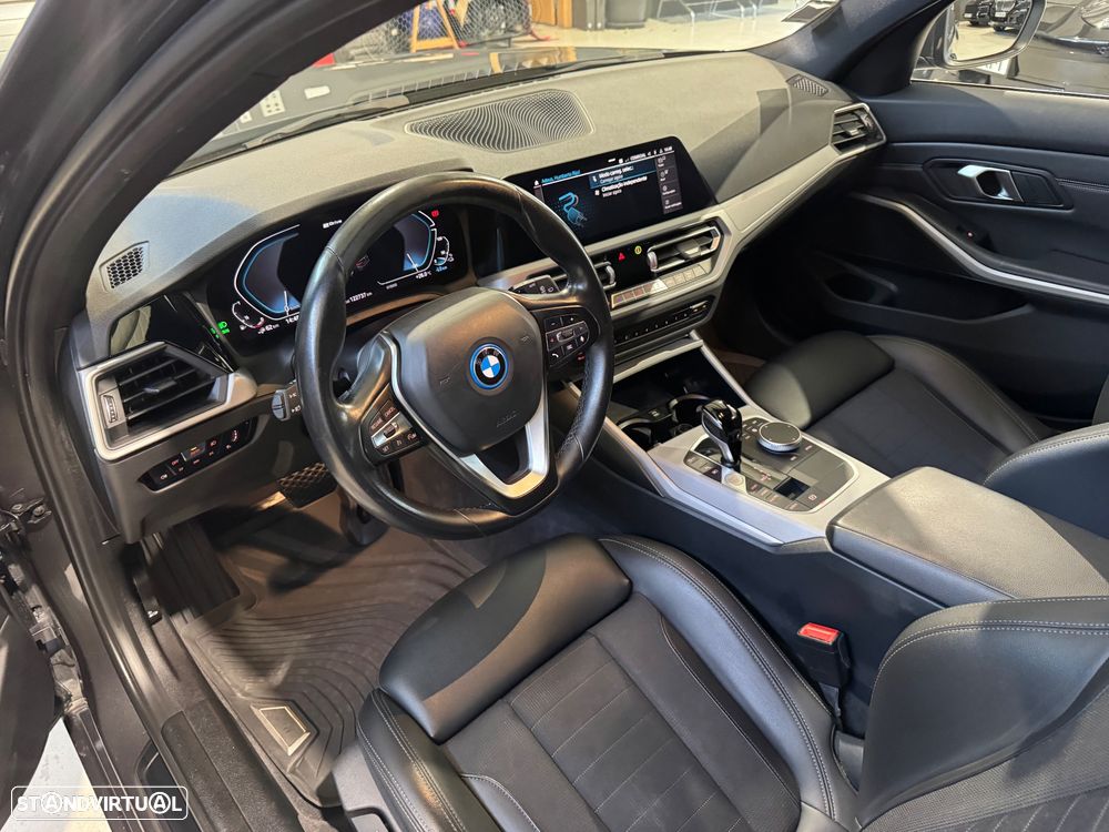 BMW 320 e Corporate Edition Auto - 22