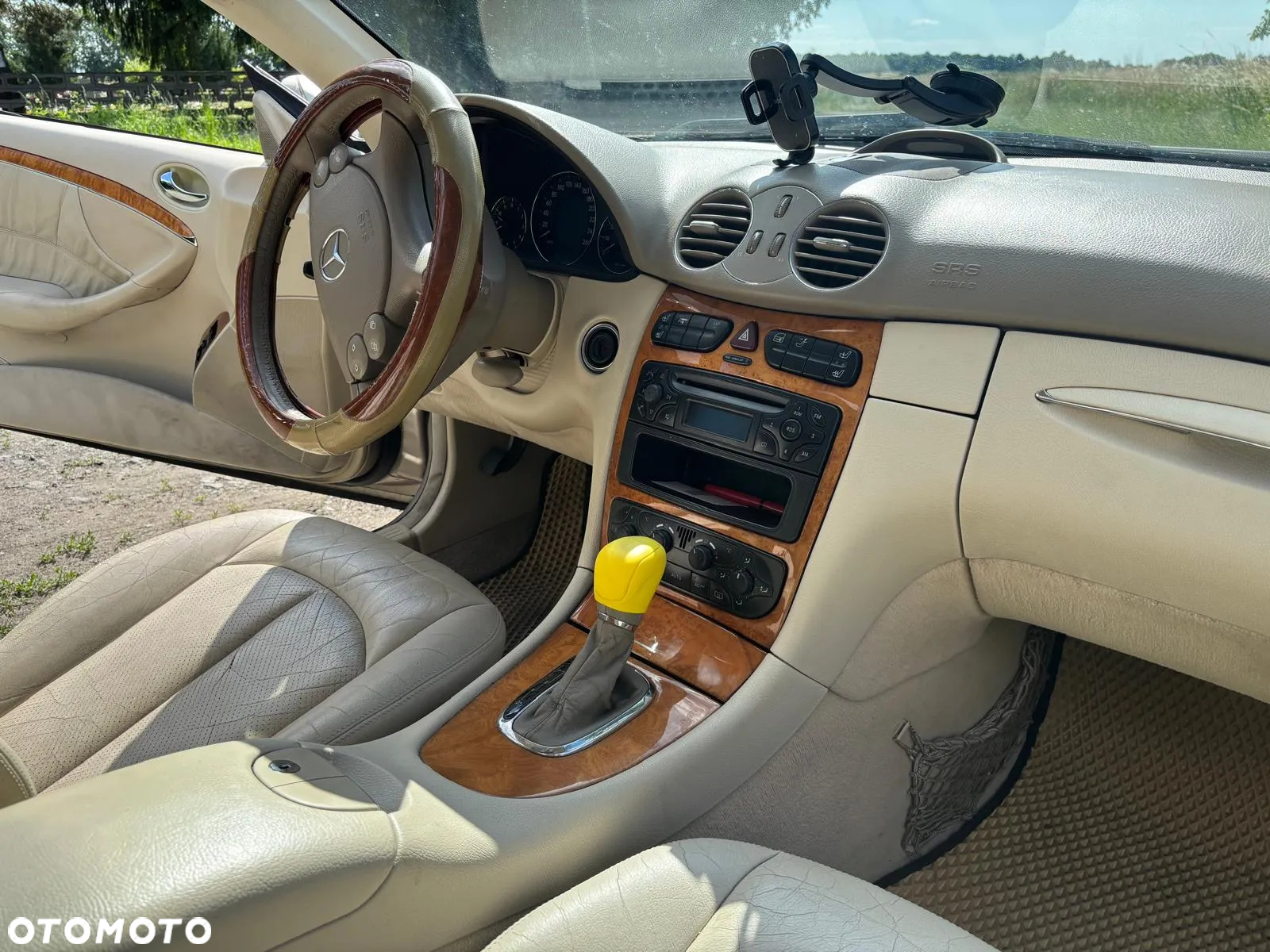 Mercedes-Benz CLK - 27
