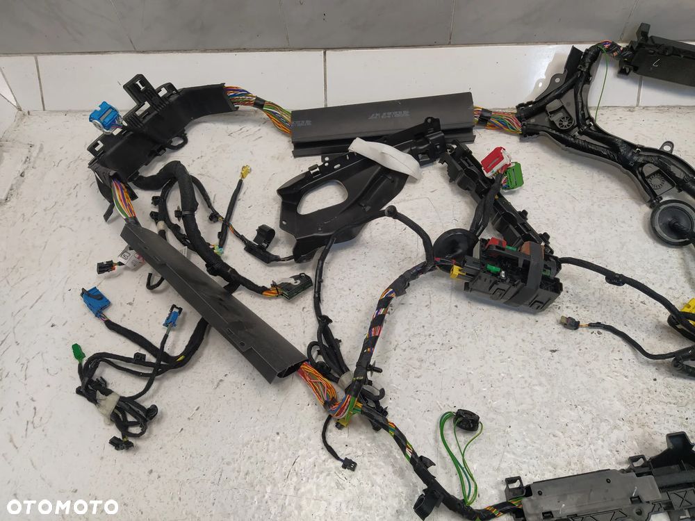 PEUGEOT 208 II PRZEWODY KABLE INSTALACJA WIĄZKA KABINY WNĘTRZA ORYGINAŁ - 3