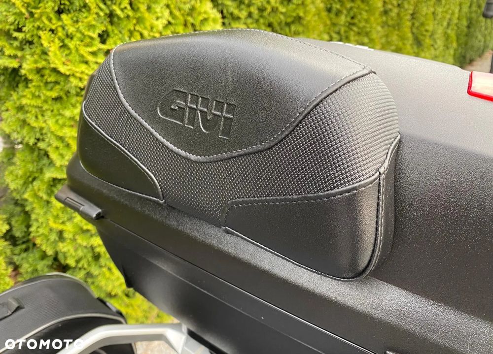 Suzuki V-STROM - 9