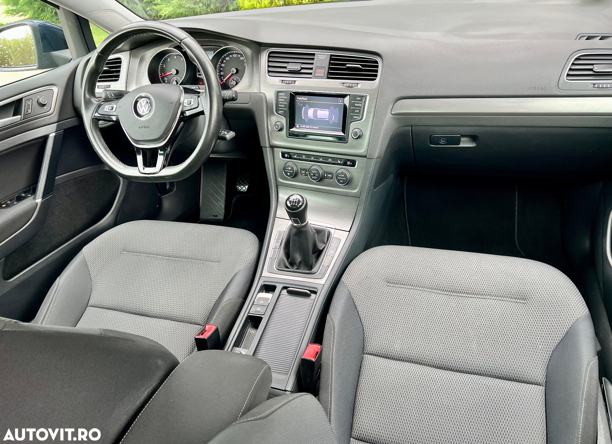 Volkswagen Golf 1.4 TSI BMT Comfortline - 5