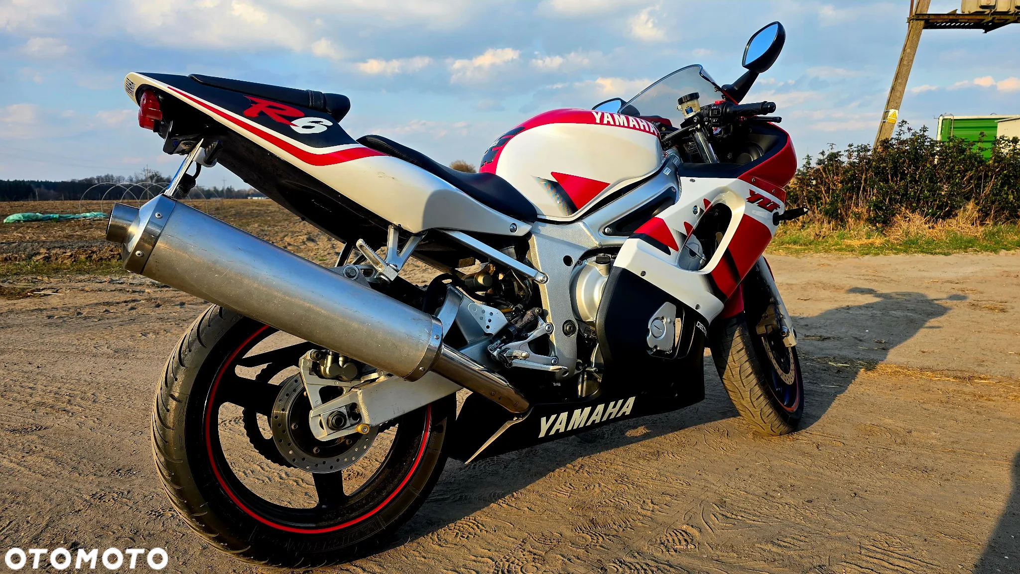 Yamaha R6 - 2