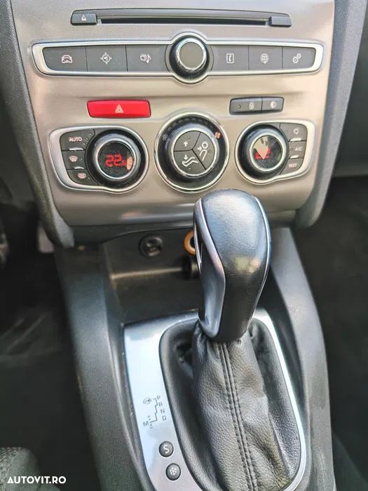 Citroën C4 BlueHDi 120 Stop&Start EAT6 Selection - 5