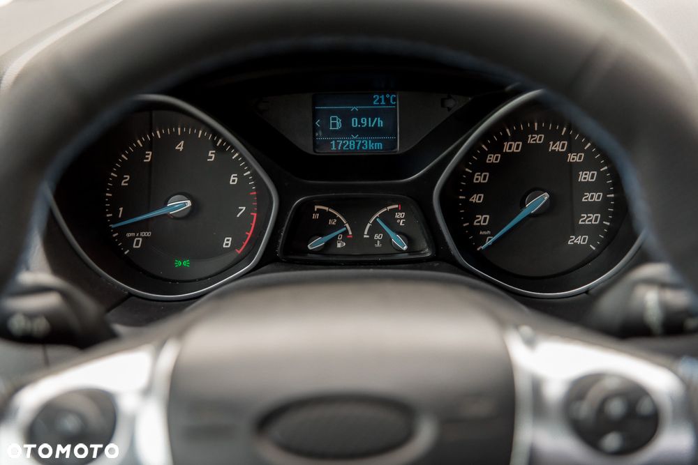 Ford Focus 1.6 Titanium - 34