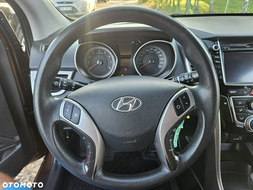 Hyundai i30 - 15