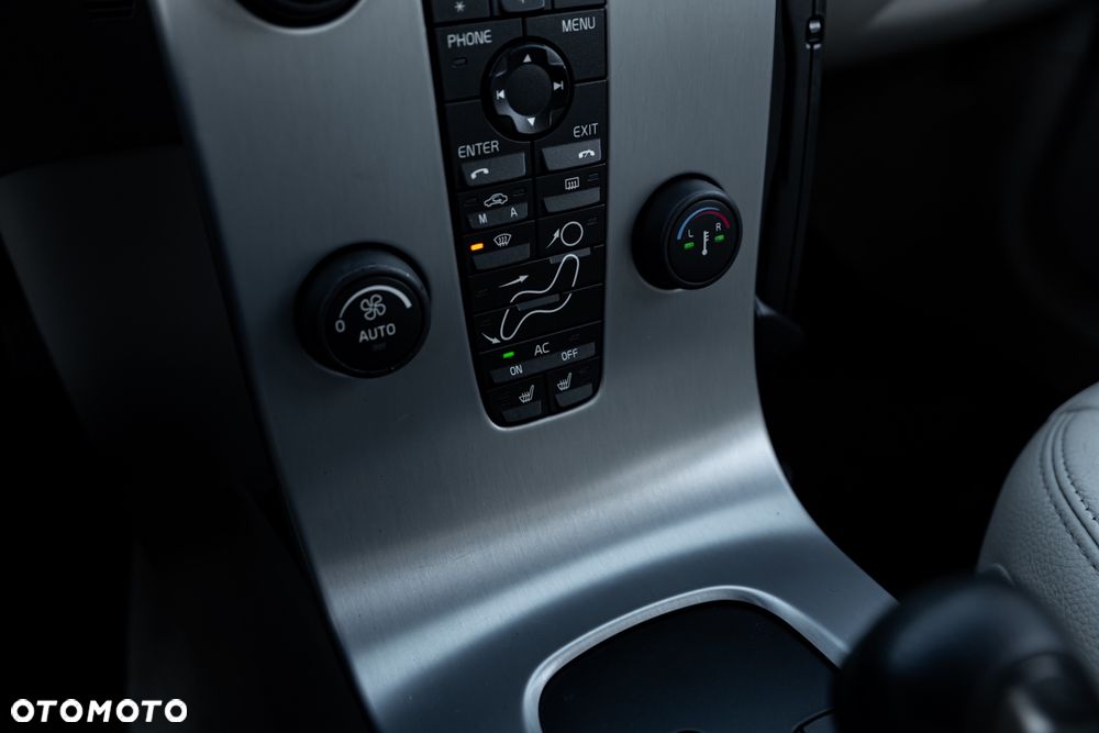 Volvo V50 T5 AWD Summum - 33