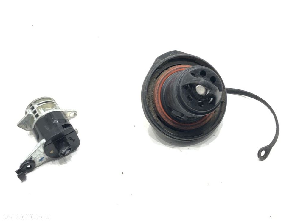 ZESTAW STARTOWY STACYJKA KOMPUTER BSI LICZNIK WKŁADKA ZAMKA  FIAT QUBO (225_) 2008 - 2022 1.4 - 16