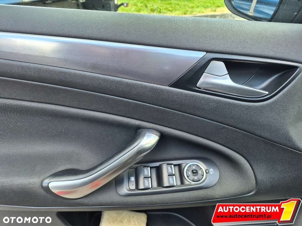 Ford Mondeo - 12