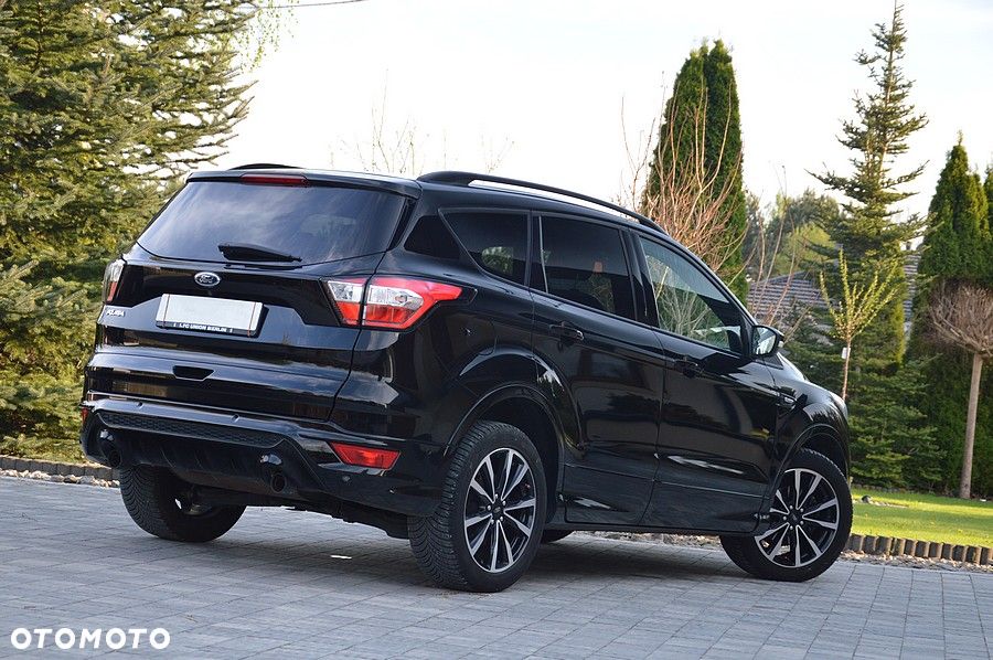 Ford Kuga 1.5 EcoBoost 2x4 ST-Line - 11