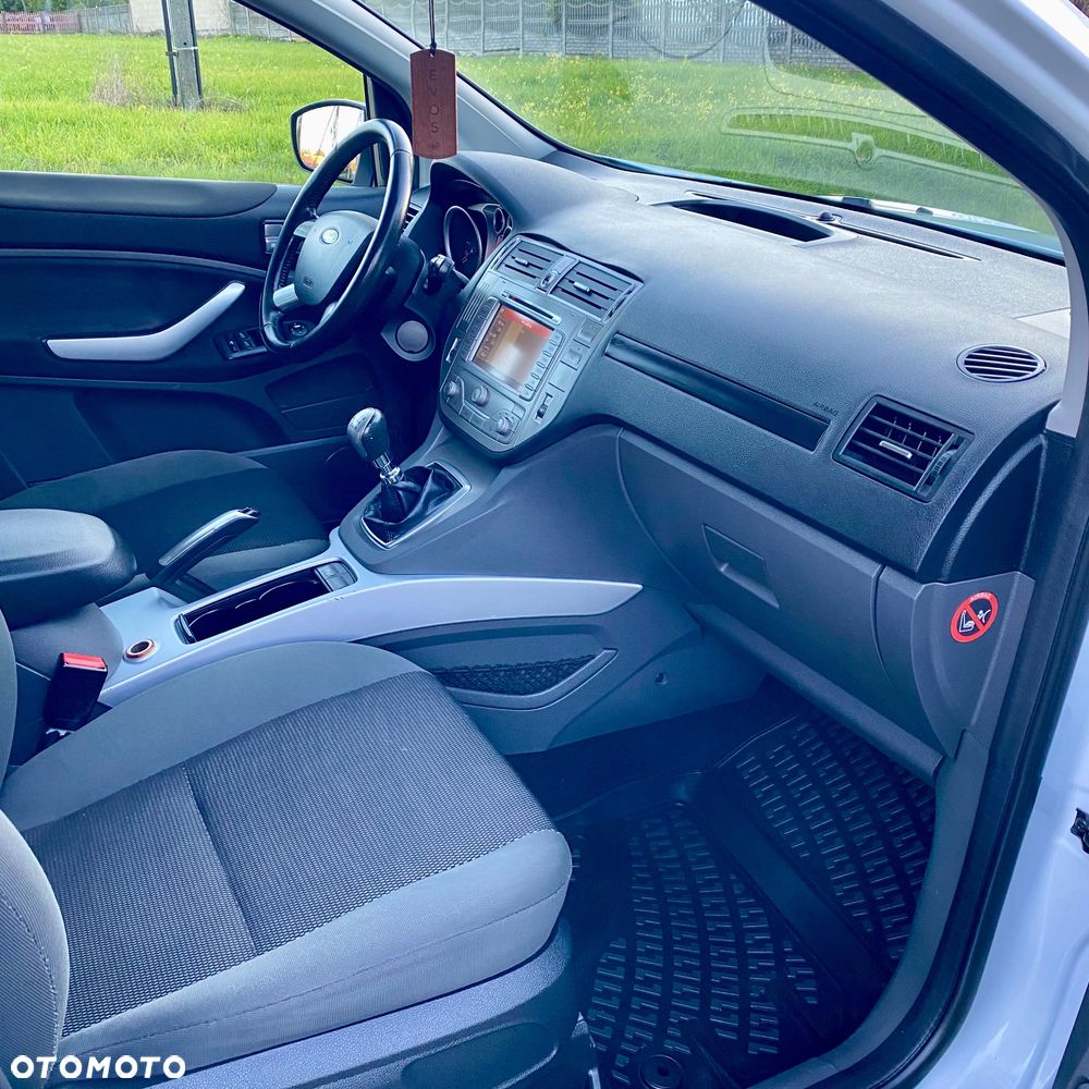 Ford Kuga 2.0 TDCi 2x4 Champions Edition - 31