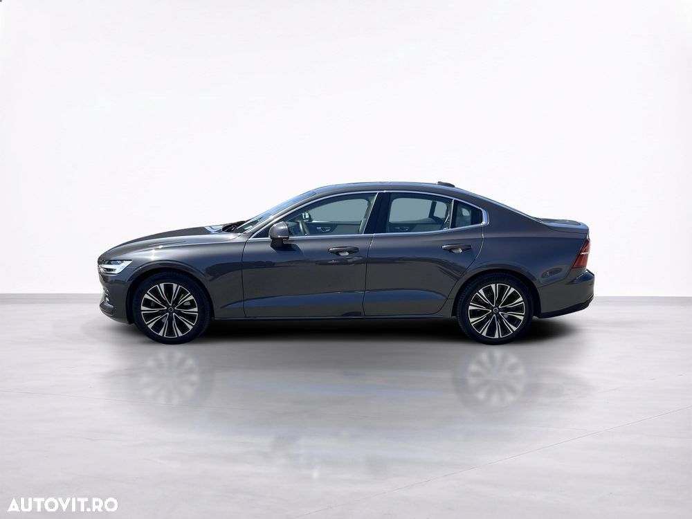 Volvo S60 B4 MHEV AT Plus Dark - 3