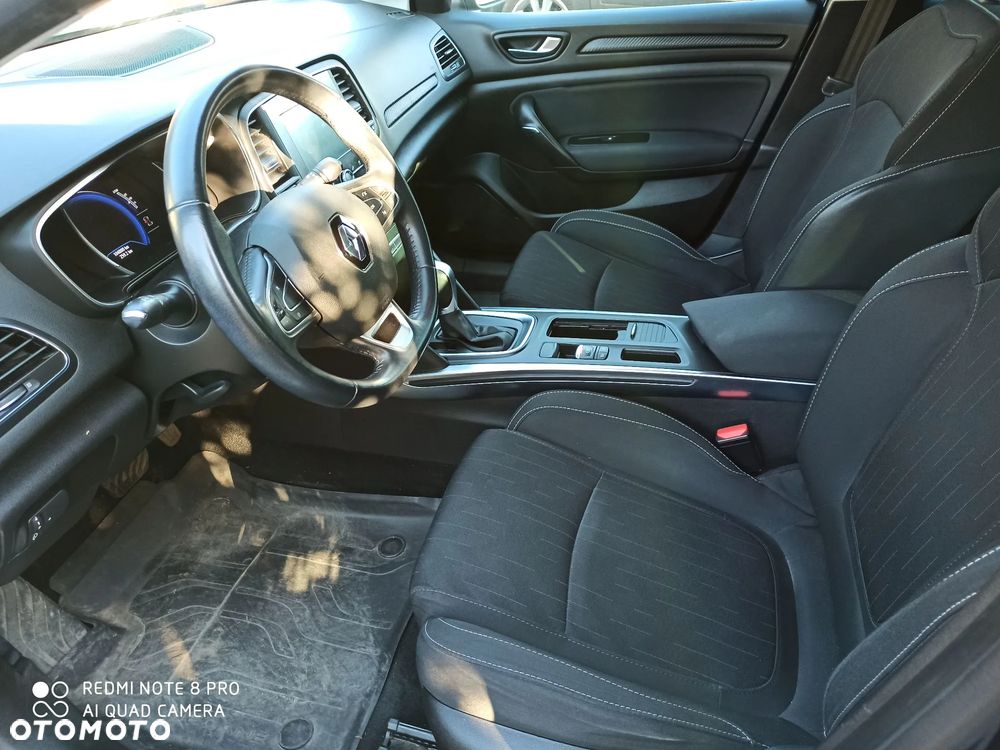 Renault Megane 1.3 TCe FAP Limited EDC - 11