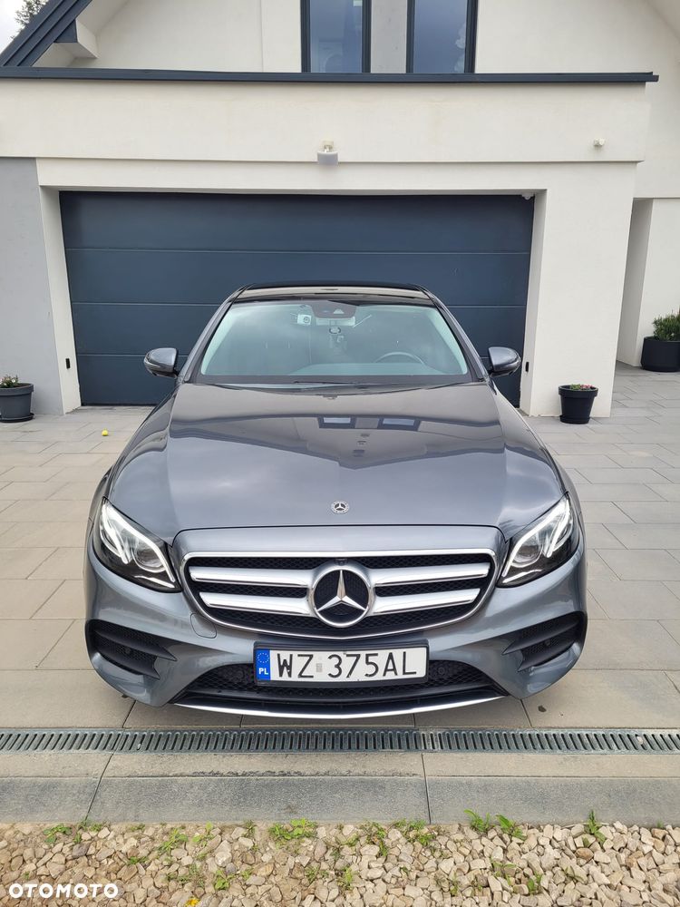 Mercedes-Benz Klasa E 220 d 4-Matic AMG - 2
