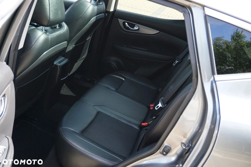 Nissan Qashqai 1.6 DIG-T Tekna - 28