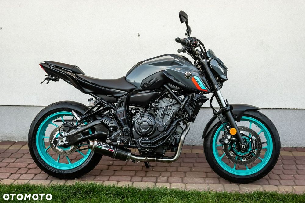 Yamaha MT - 2