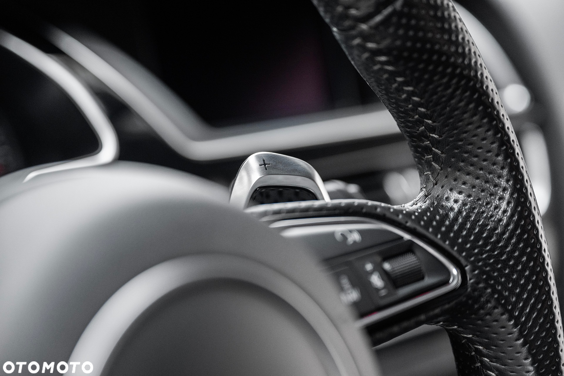 Audi RS5 S tronic - 31