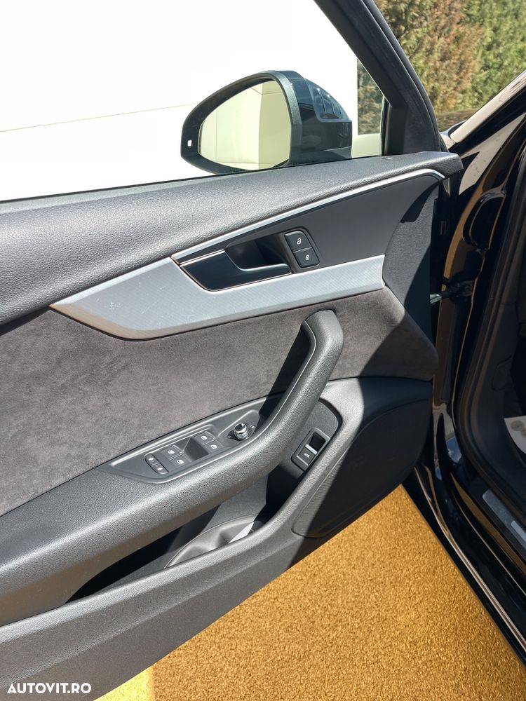 Audi A4 2.0 TDI S tronic quattro sport - 29