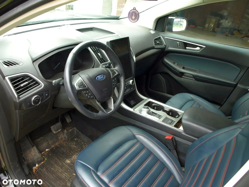 Ford Edge - 13