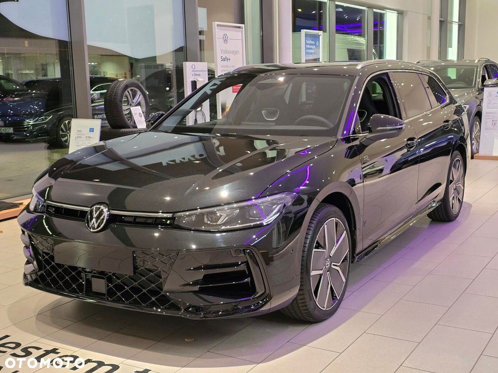 Volkswagen Passat 2.0 TDI SCR R-Line Plus DSG - 2