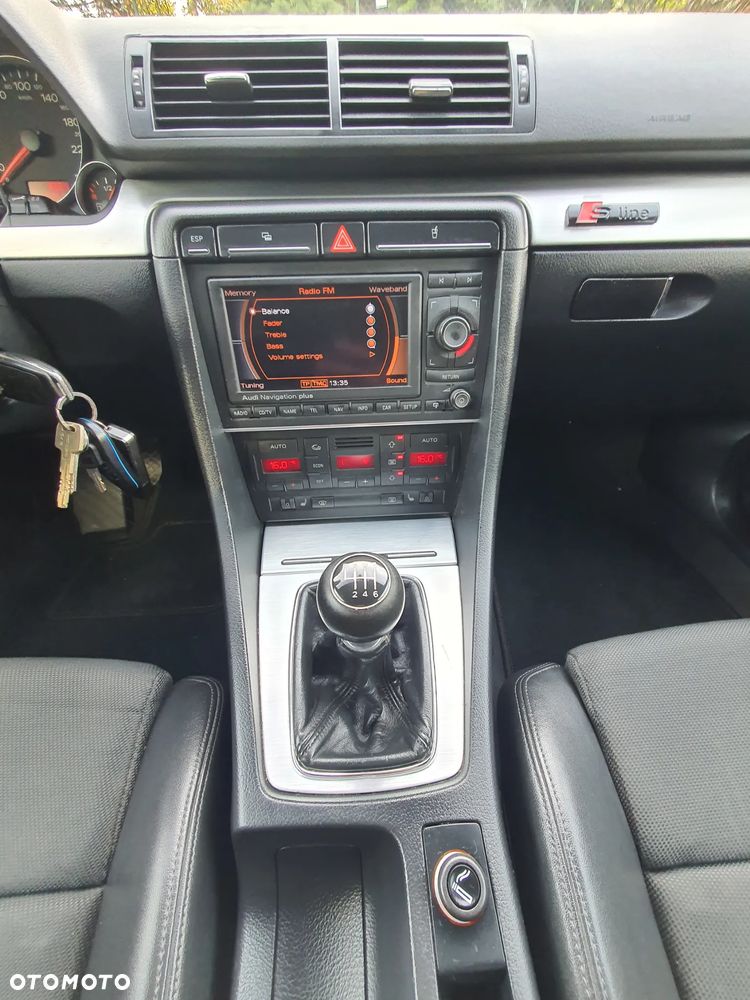 Audi A4 Avant - 14