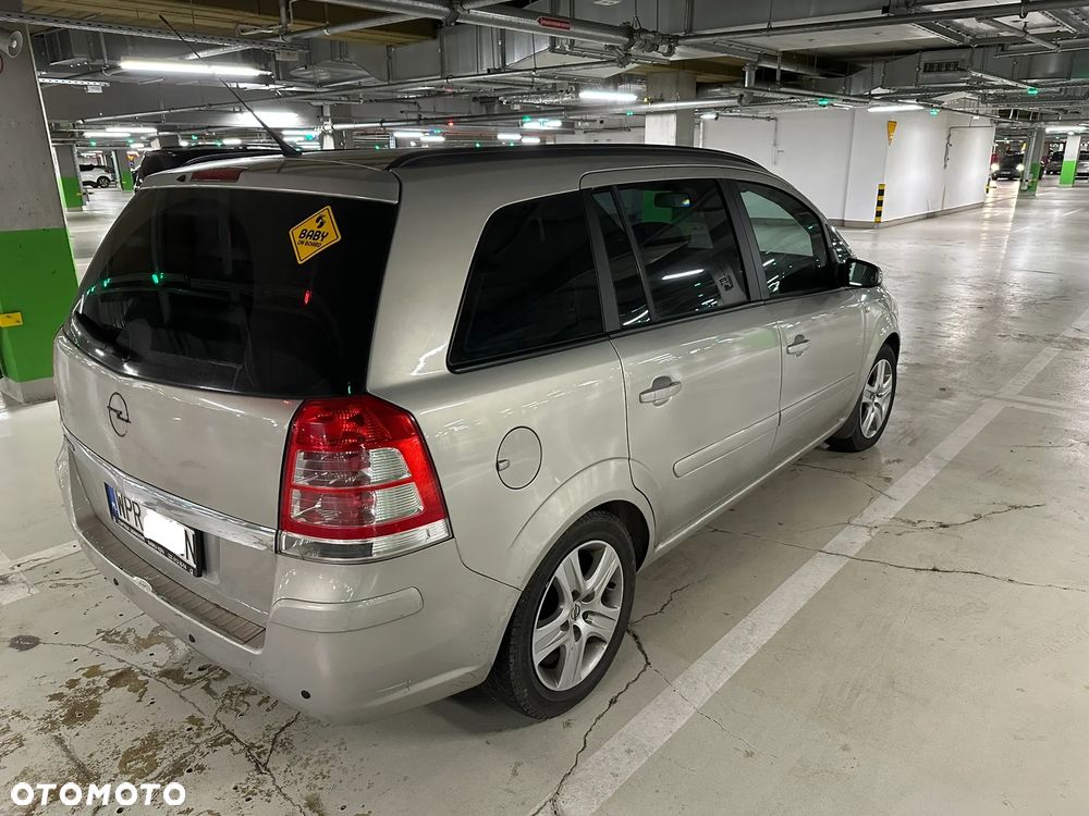 Opel Zafira - 5