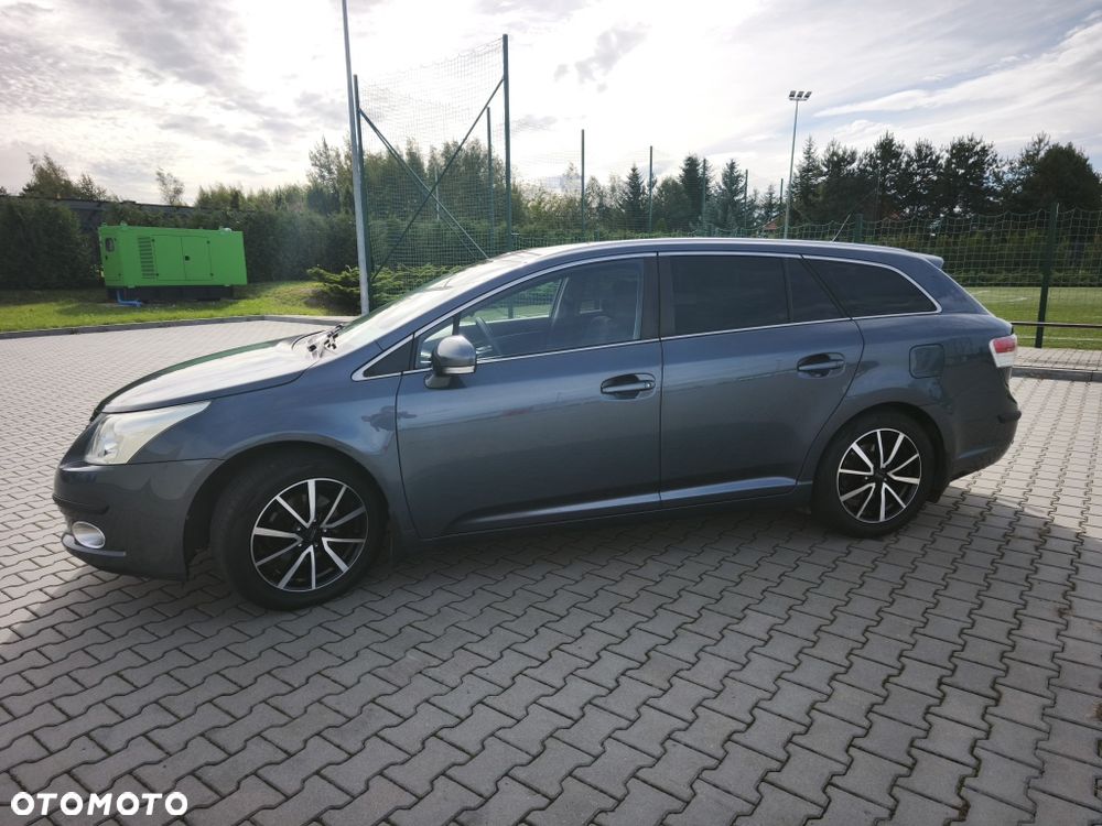 Toyota Avensis - 3