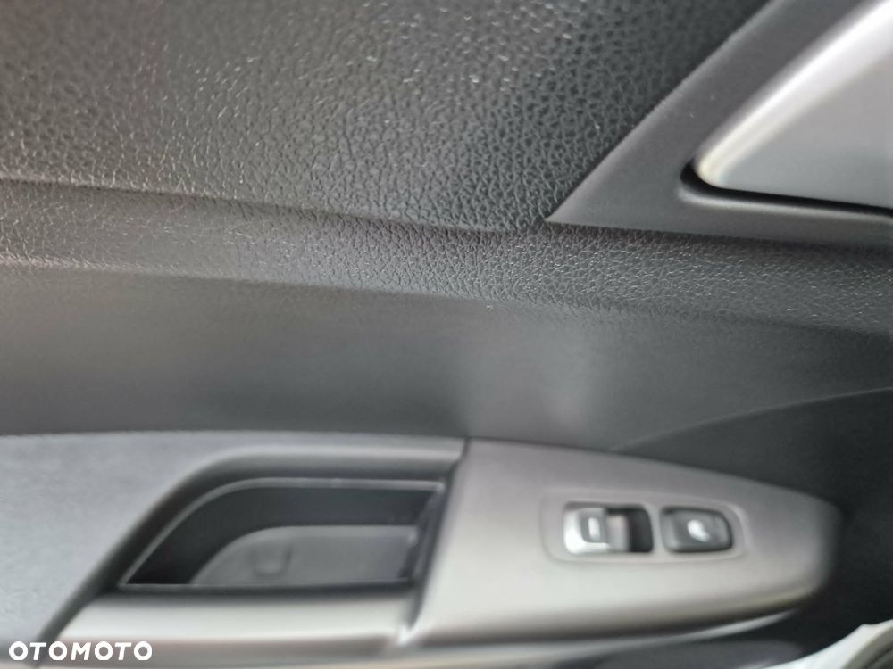Peugeot 5008 2.0 BlueHDi Allure S&S EAT8 - 24