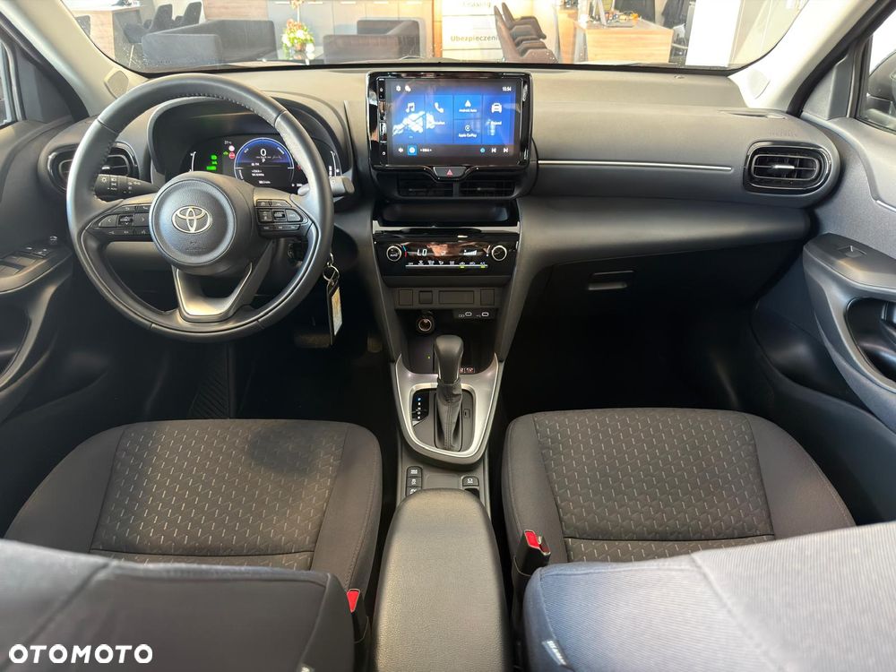 Toyota Yaris - 11