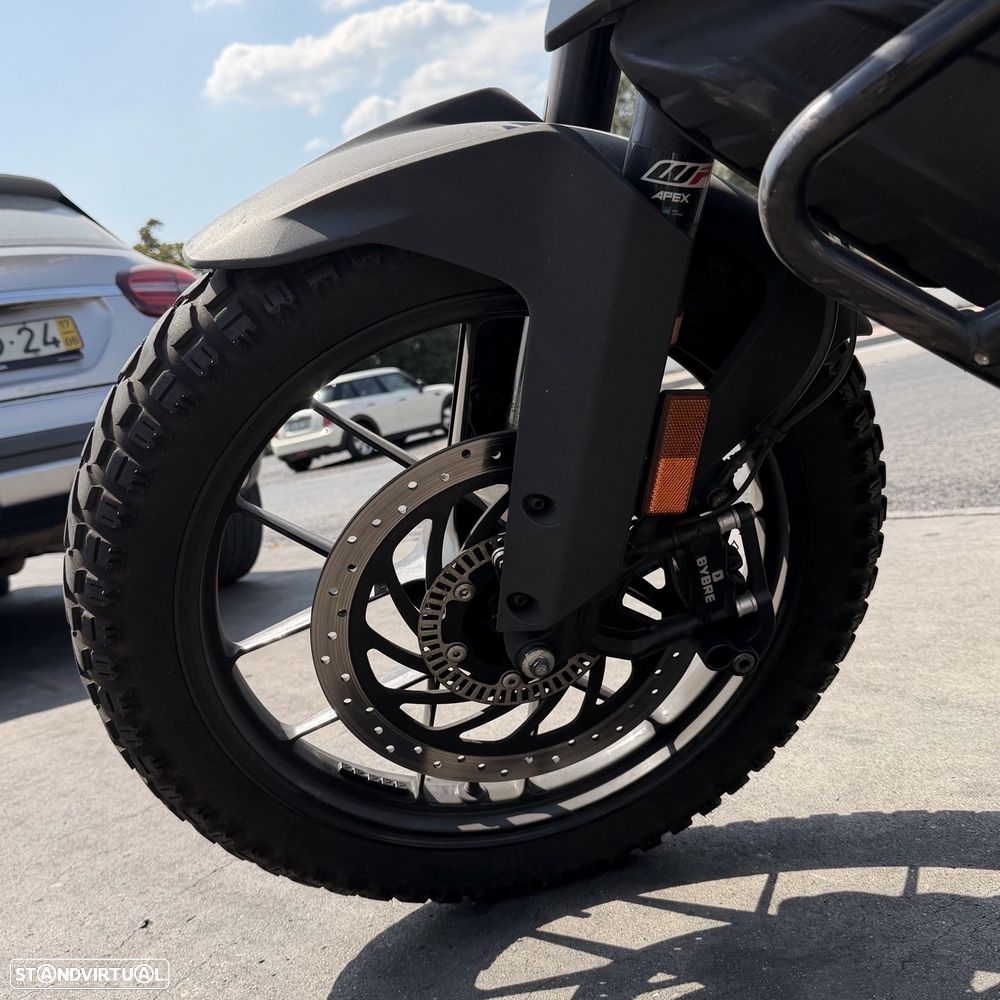 KTM 390 Adventure - 10