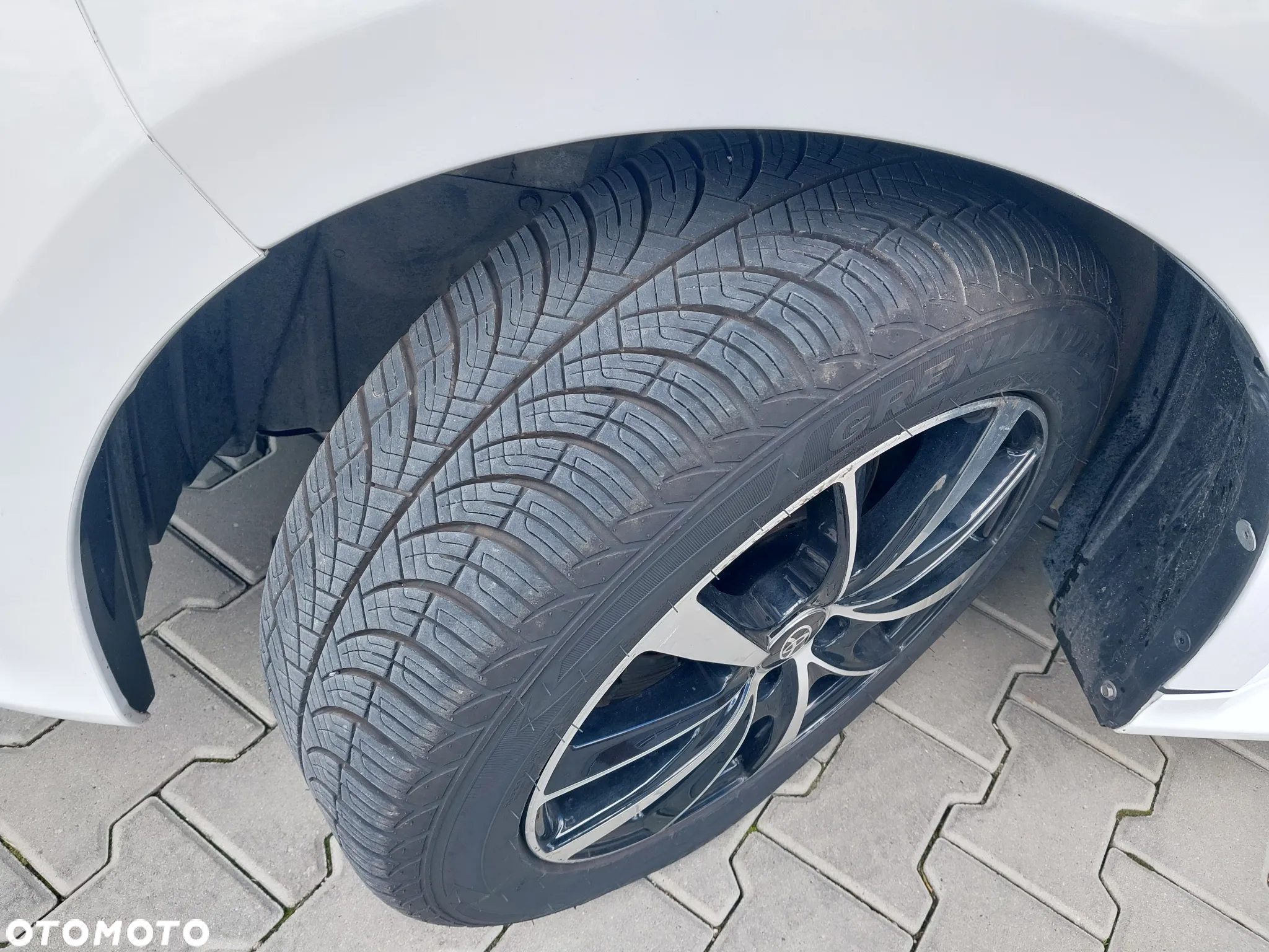 Toyota Yaris Hybrid 1.5 Comfort - 33