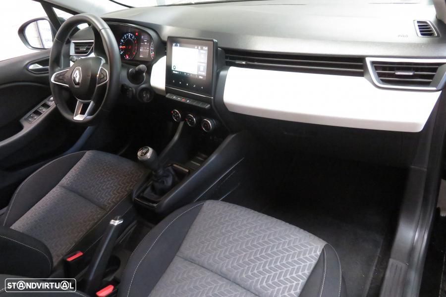 Renault Clio 1.0 TCe Techno Bi-Fuel - 8
