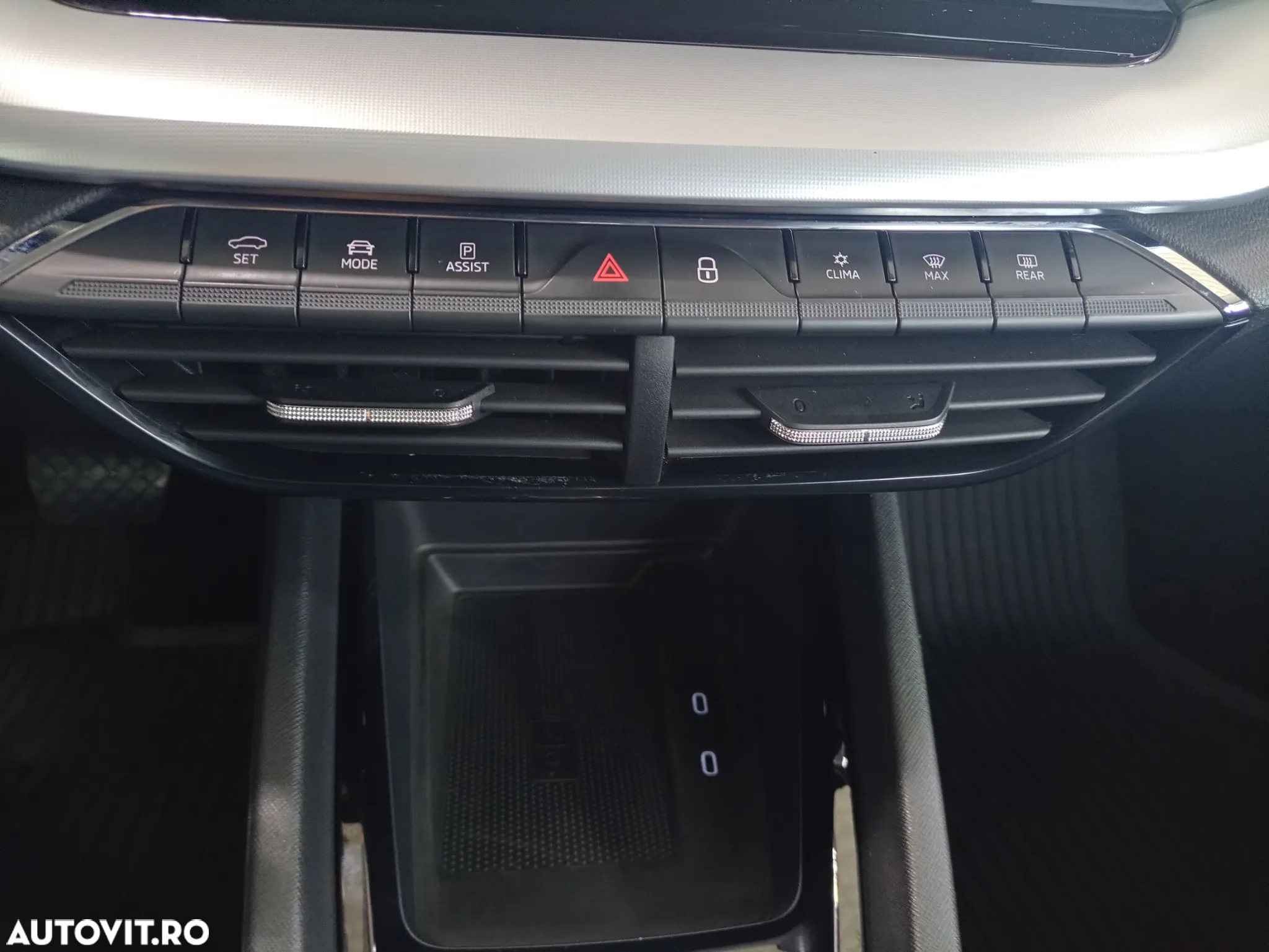Skoda Octavia Combi 2.0 TDI DSG Ambition - 15