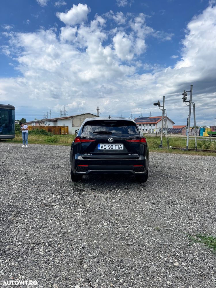 Lexus Seria NX 300h AWD F Sport - 3