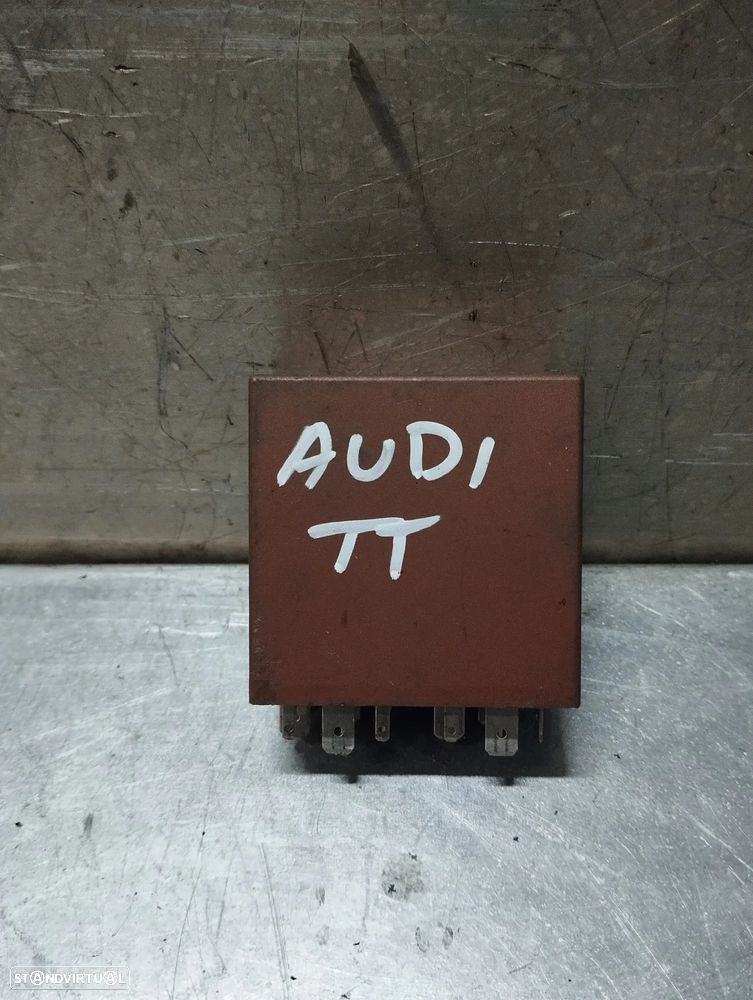 RELÉ / MODULO DO LIMPA VIDROS AUDI TT REF: 8N0955531B 601 - 2