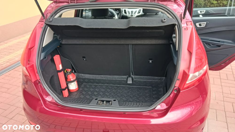Ford Fiesta 1.4 Champions Edition - 7