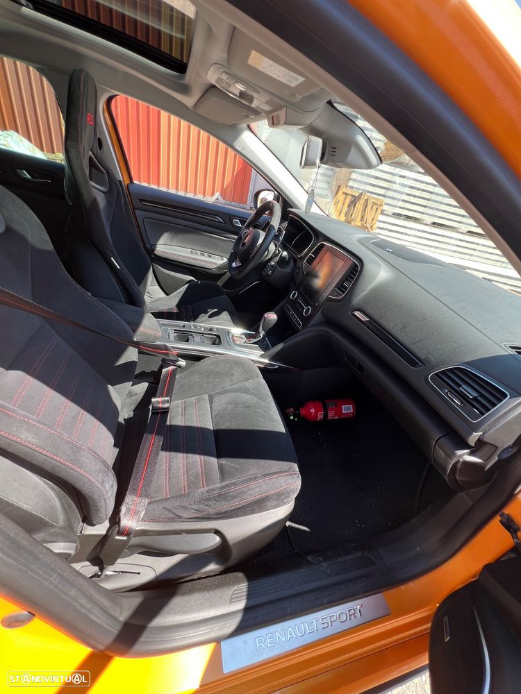 Renault Mégane TCe 300 GPF EDC R.S. TROPHY - 37