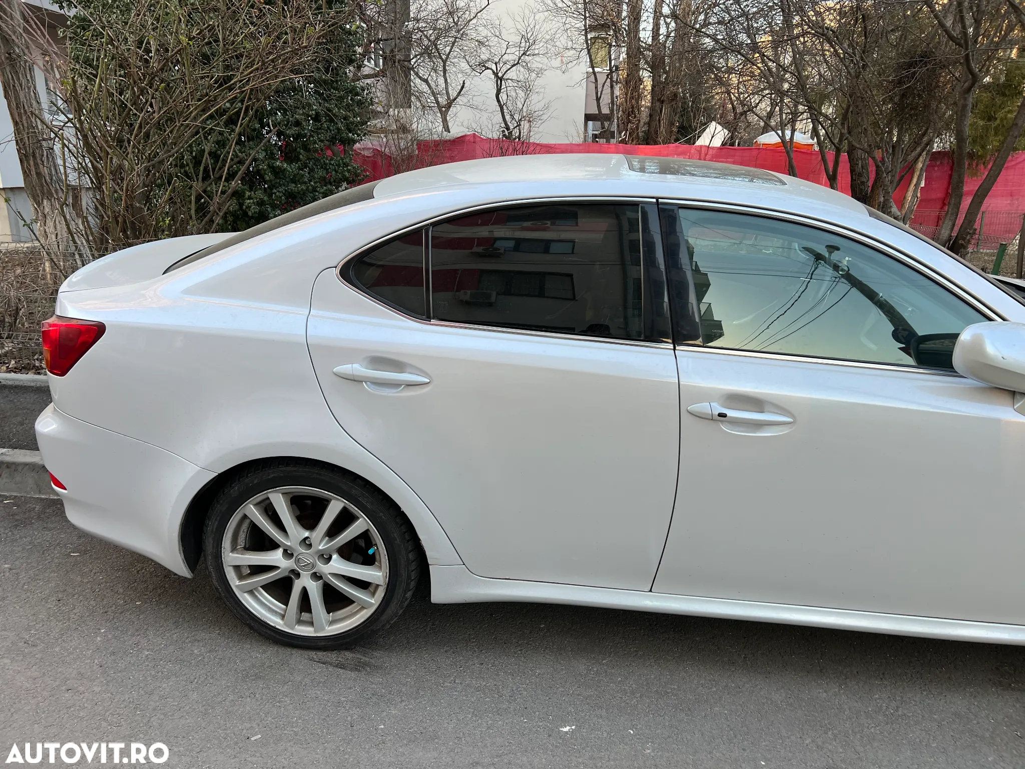 Lexus Seria IS 250 2.5 V6 Aut Luxury - 20