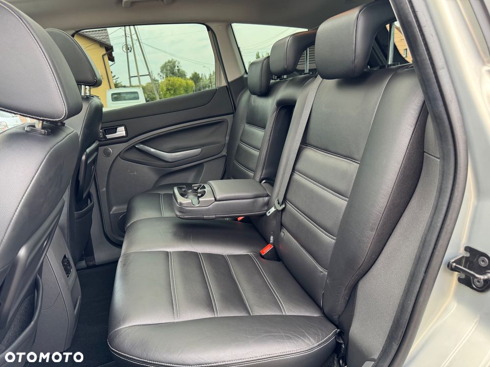 Ford Kuga 2.0 TDCi 4x4 Titanium - 20