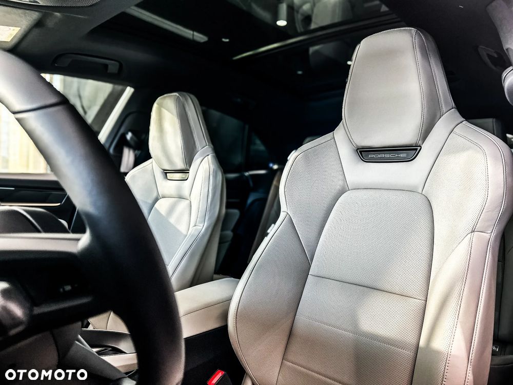 Porsche Macan - 13