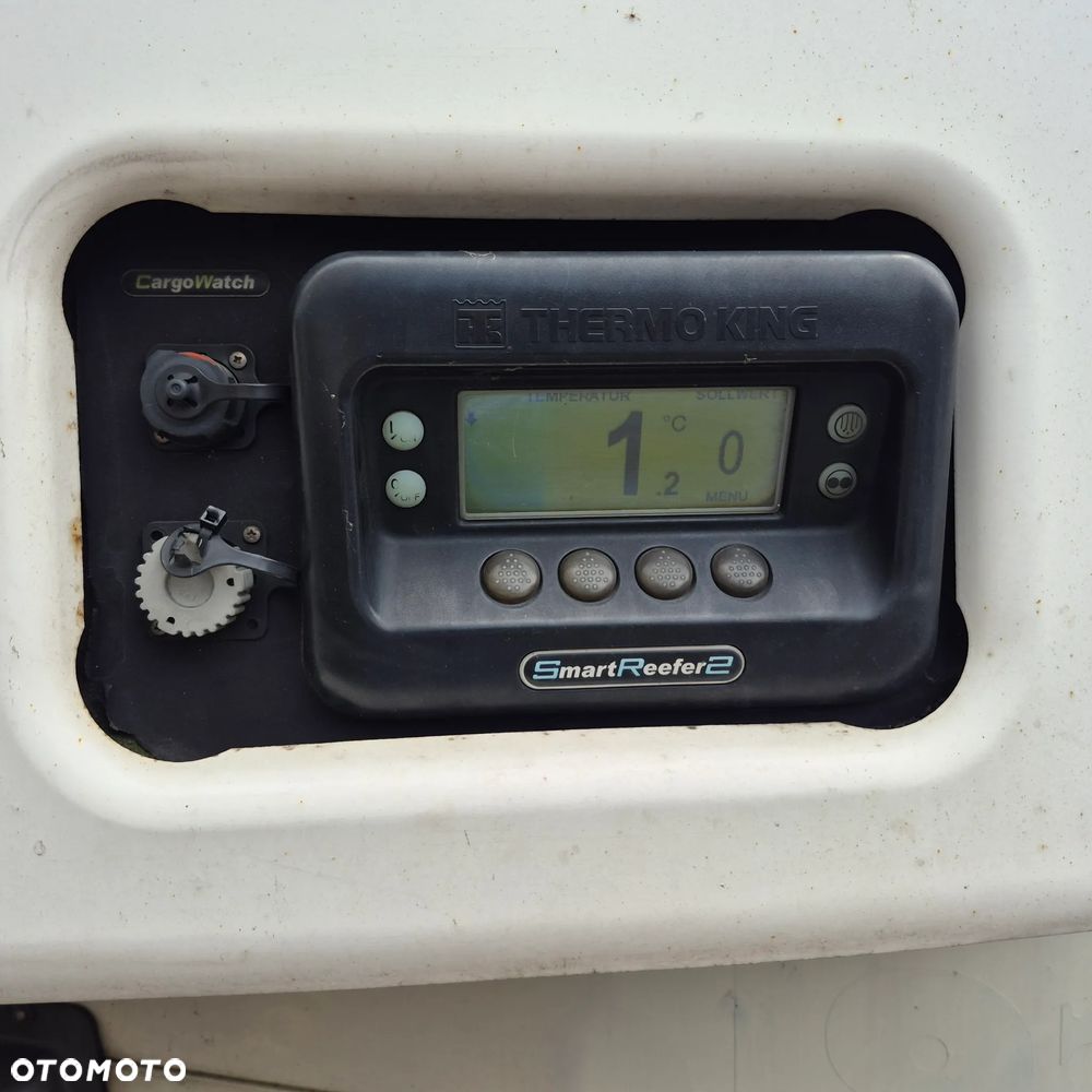 Schmitz Cargobull AKO18 - 7