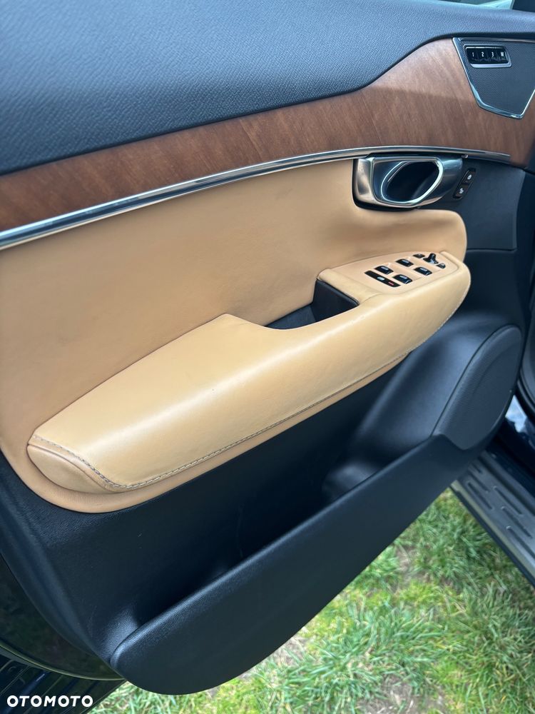 Volvo XC 90 D5 AWD Inscription - 11