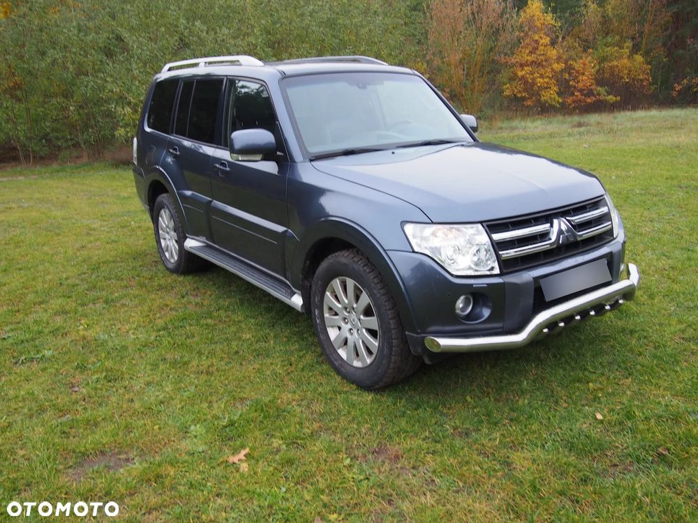 Mitsubishi Pajero 3.2 DI-D Automatik Intense - 3
