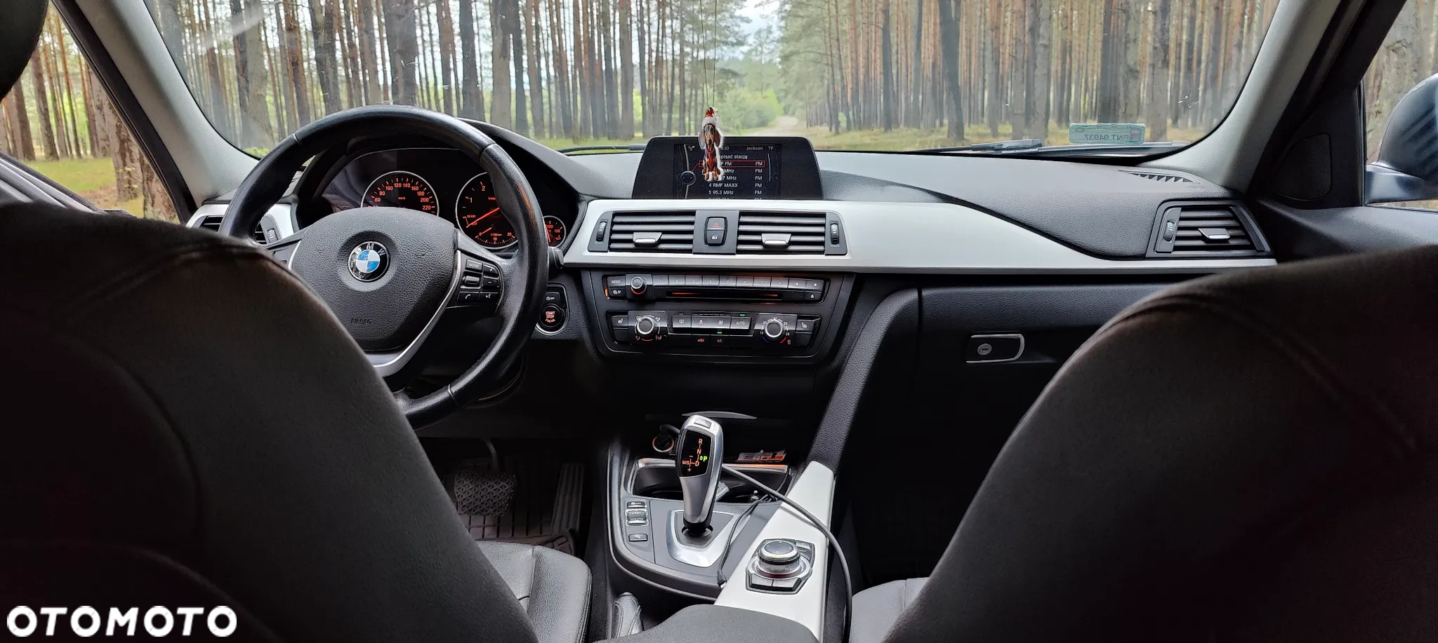 BMW Seria 3 320d Touring Efficient Dynamics Edition - 4