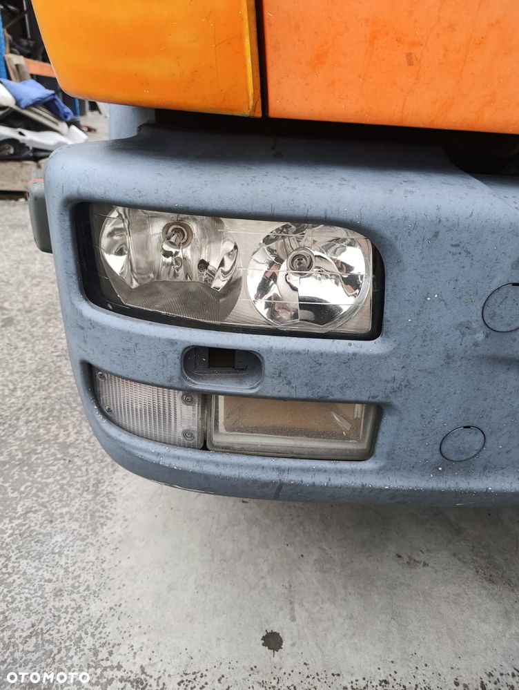 HALOGEN MAN TGL Prawy Z KIERUNKOWSKAZEM BIAŁYM 81.25320-6113 - 1