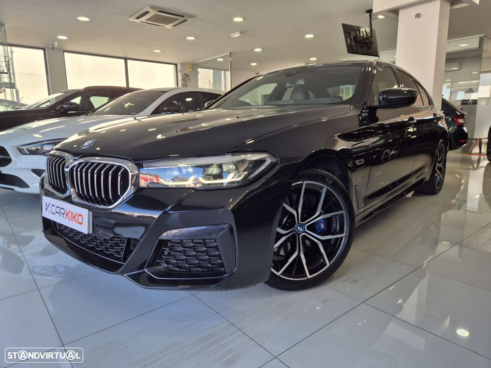 BMW 530 e Pack Desportivo M - 3