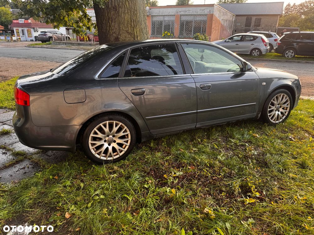 Audi A4 - 5