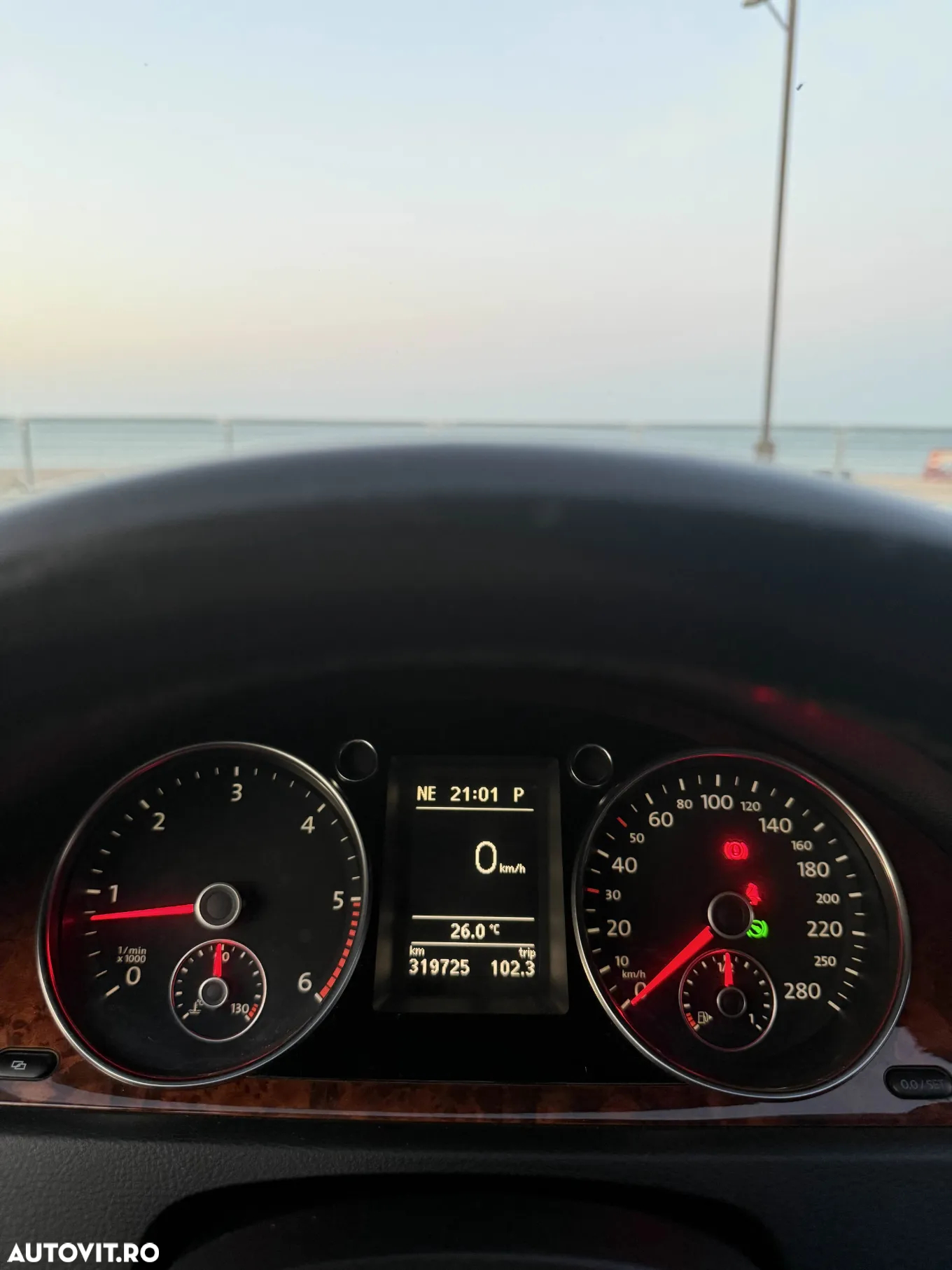 Volkswagen Passat CC 2.0 TDI 4Motion DSG - 9